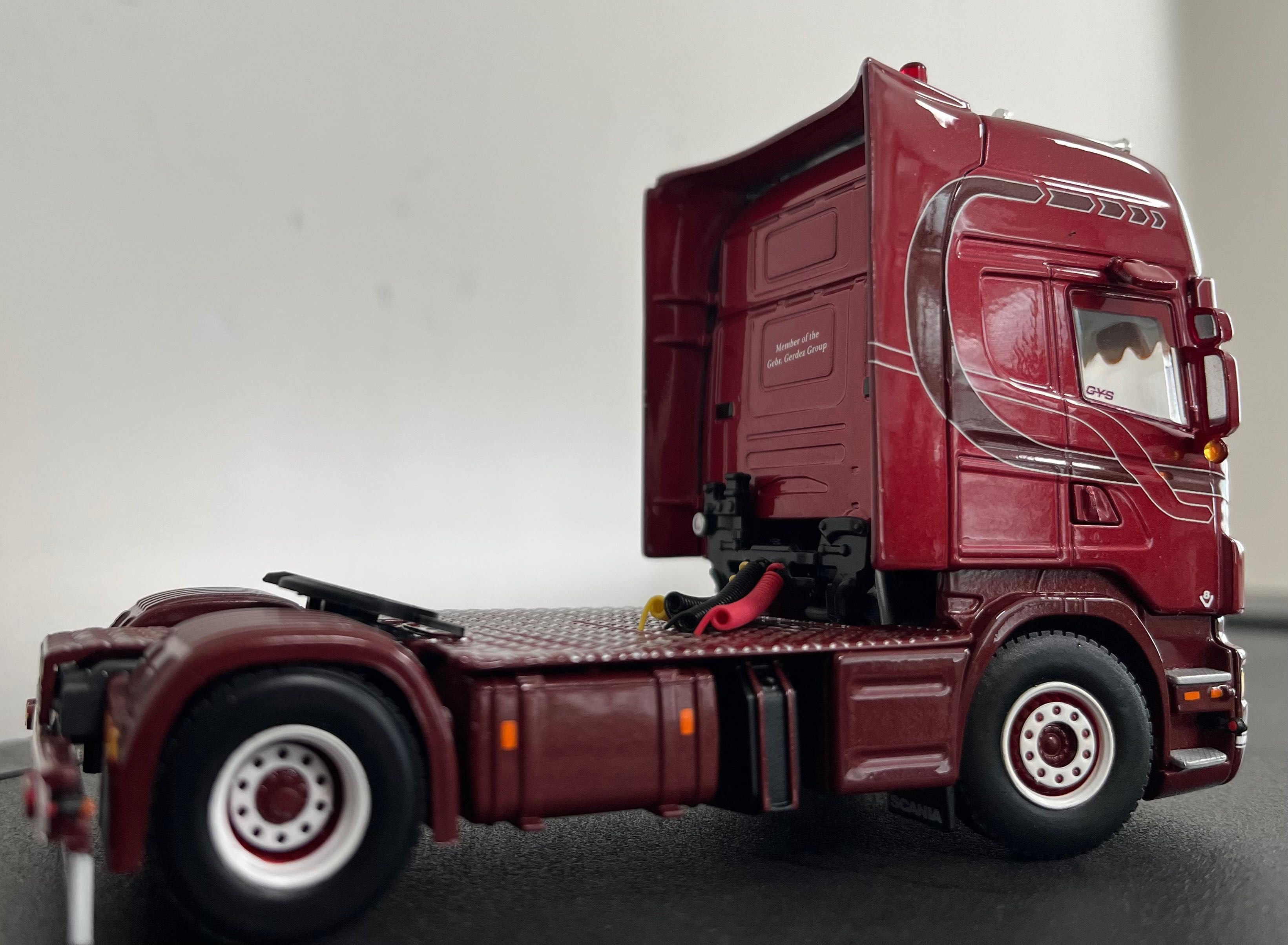 Модел WSI 1:50 Scania Erwin Gerdez