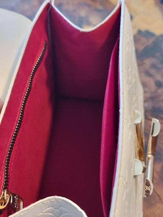 Geanta dama nefolosita