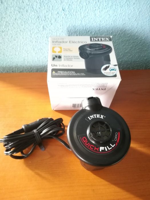 Pompa electrica 12V Intex pentru piscine gonflabile etc