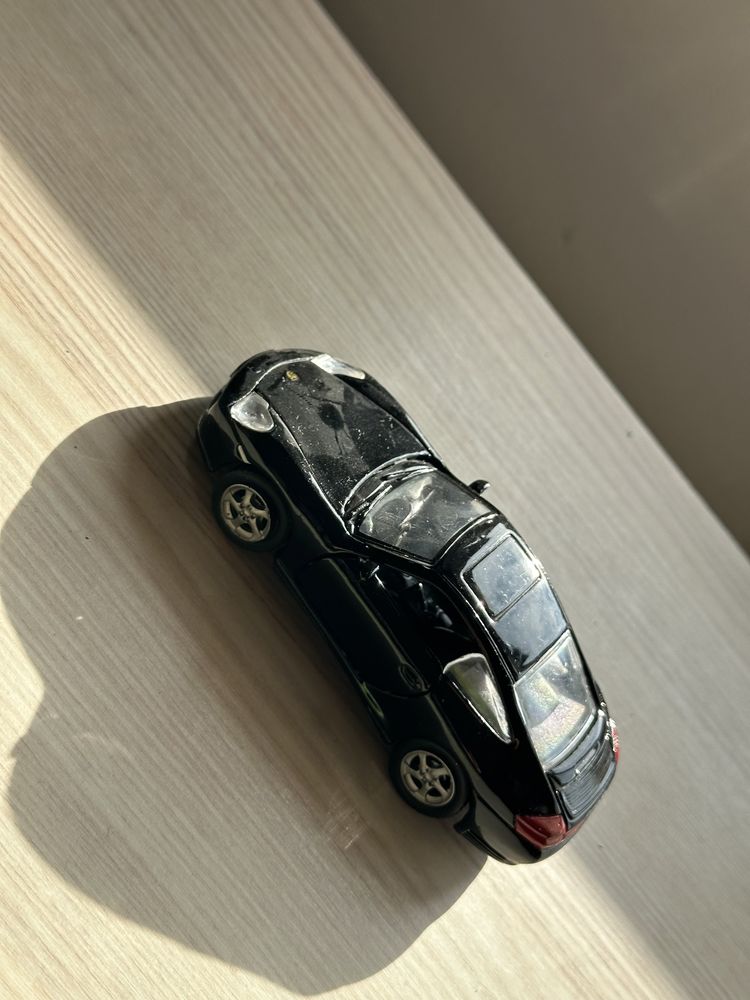 Porche carera Maisto 1:38