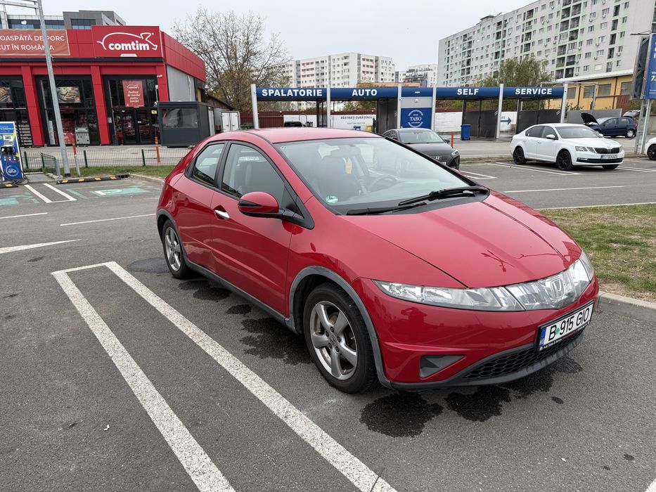 Honda Civic VIII 1.4 MT6