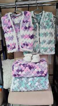 Ръчно плетени детски елечета и одеалца от Alize Puffy