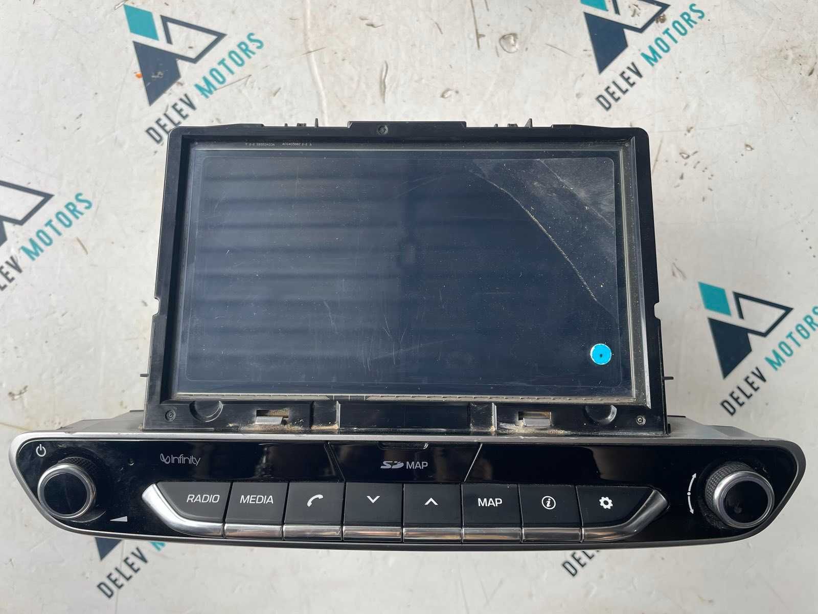 Дисплей радио навигация с бутони 96550-G7651 от Hyundai Ioniq Electric