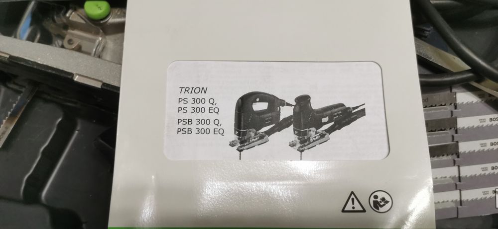 Fierastrau pendular Festool Triton PS300 EQ