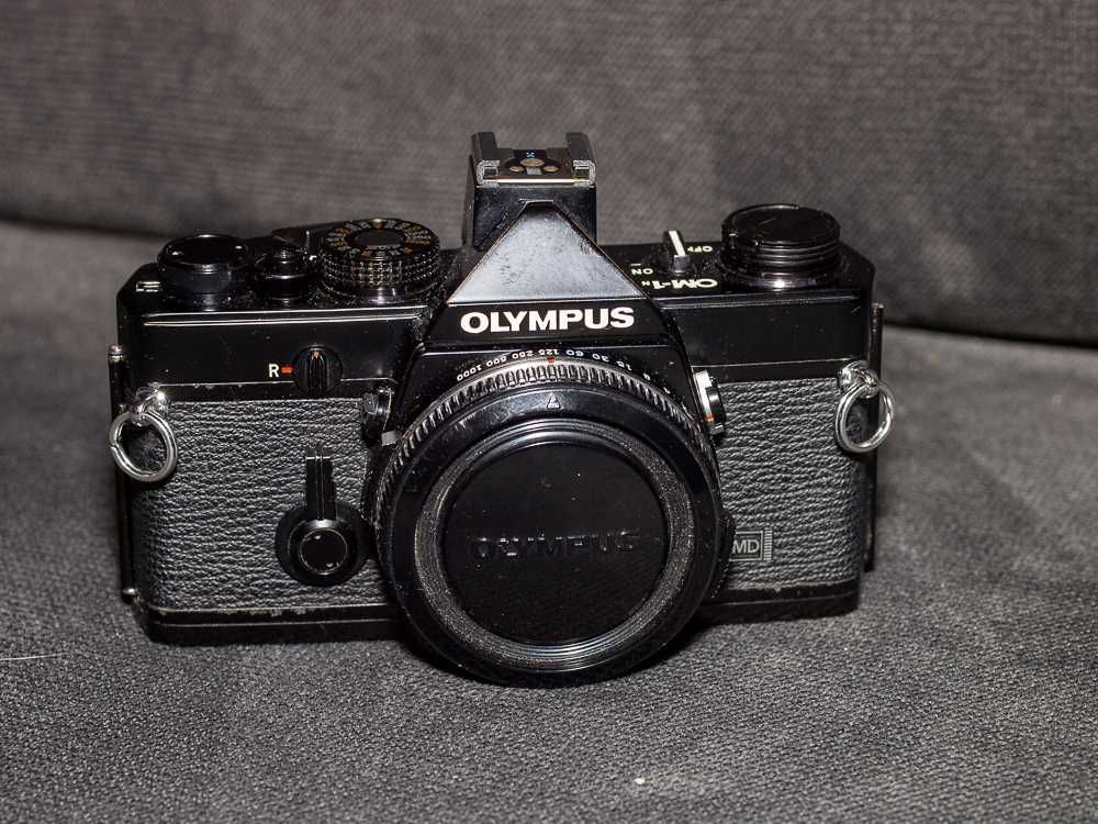 Лентов фотоапарат Olympus OM-1n