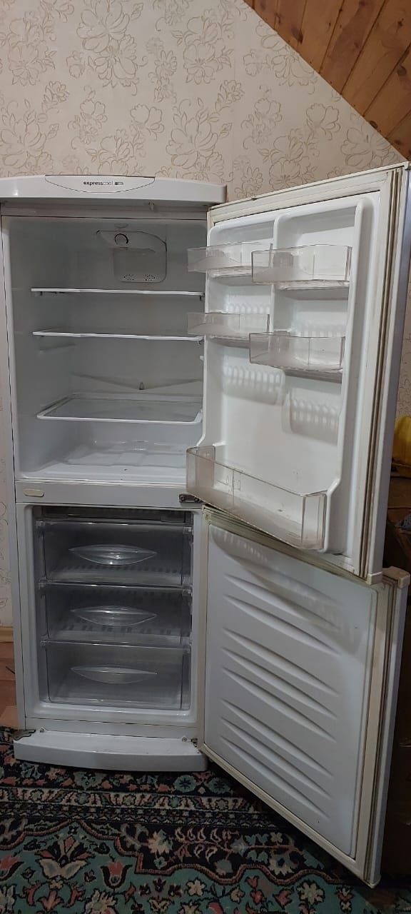 Б/у Холодильник  LG