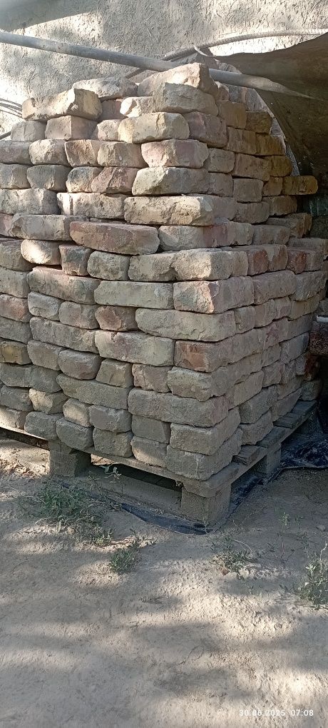 Кирпич .пишган гишт