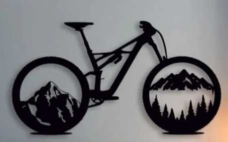 Decoratiune din lemn pentru perete - bike