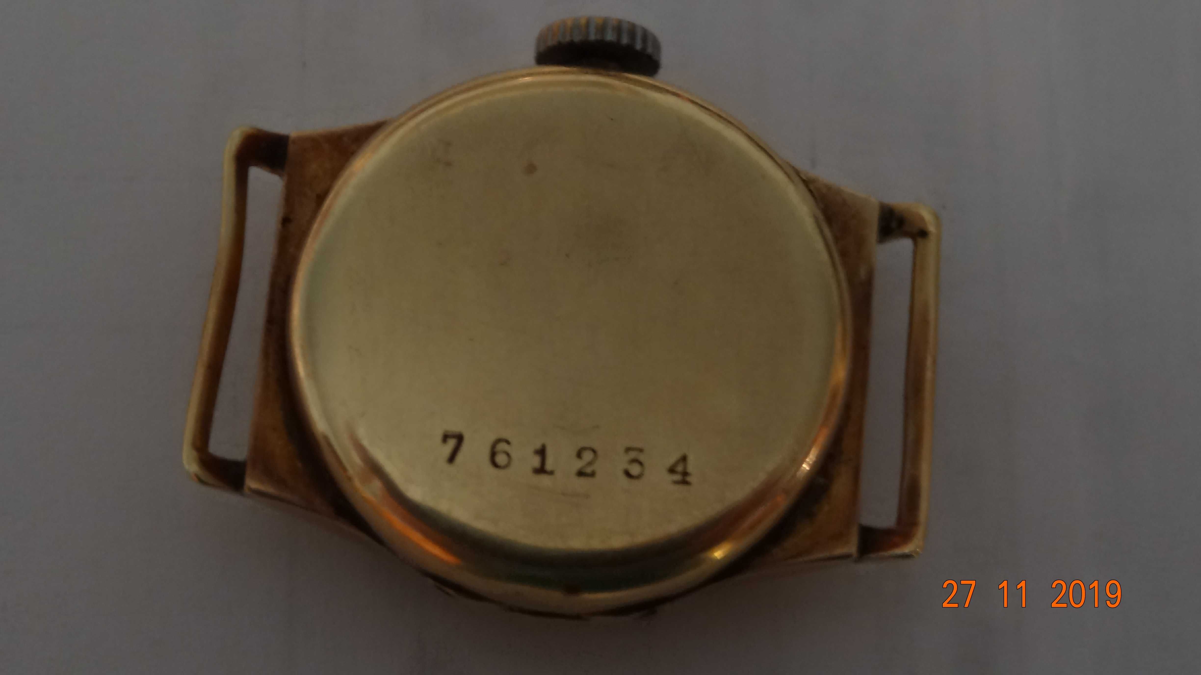 Vand ceas de dama DOXA, aur, foarte vechi, functional