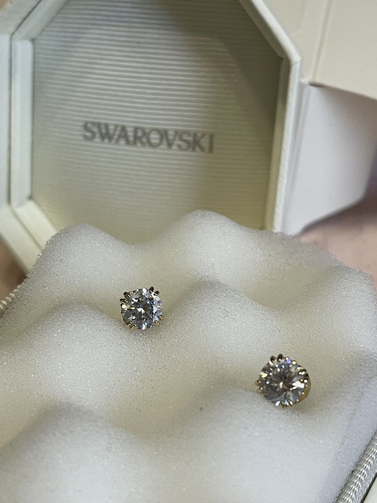 Обици Swarovski Constella stud earrings