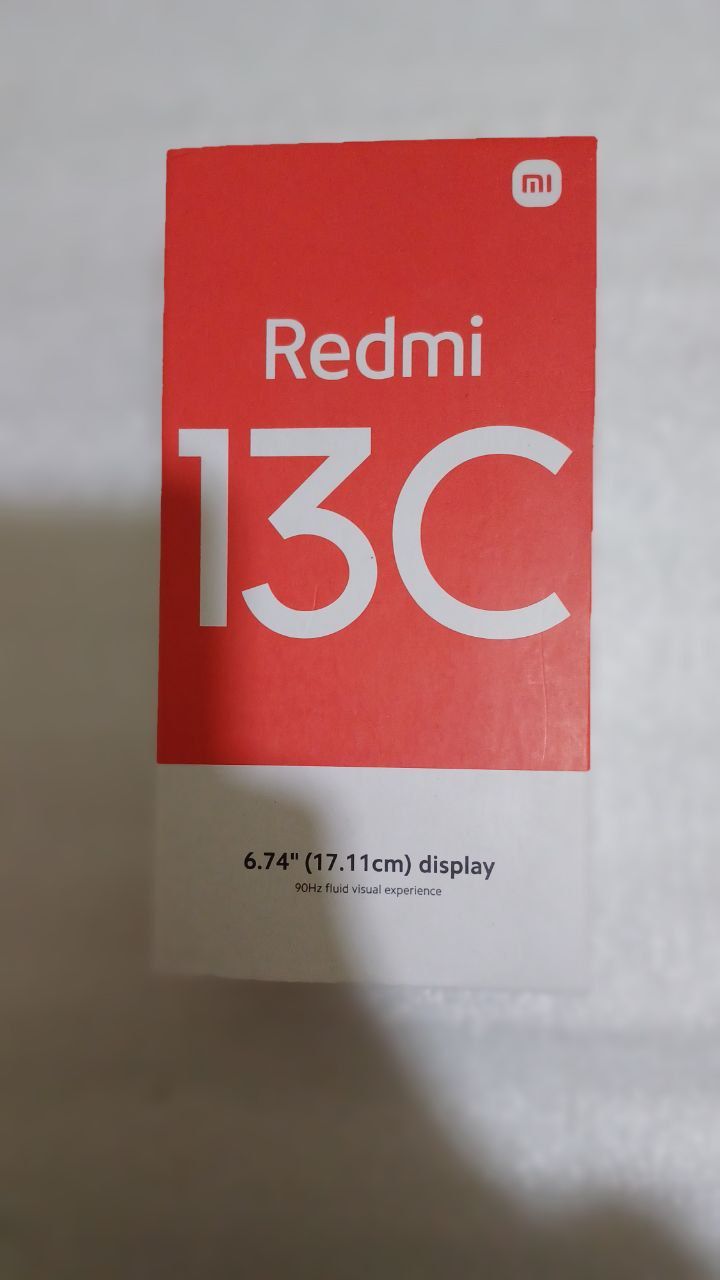 Redmi 13C chexol + karobka + zaryadchik