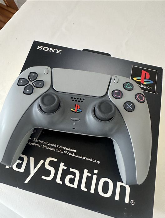 Юбилейный Dualsense геймпад