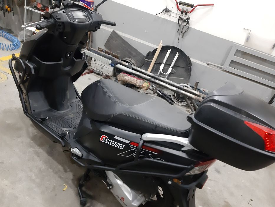 Skuter qiumotors 125cc