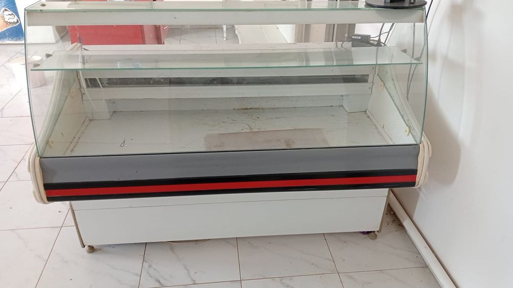 Холодильник сатылады