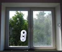 Моем окна специальным апаратом роботом мойщиком окон