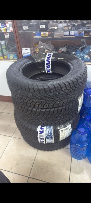 Продам  покрышка