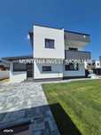 Casă de vânzare Parter +Etaj +teren 500mp, Smeura