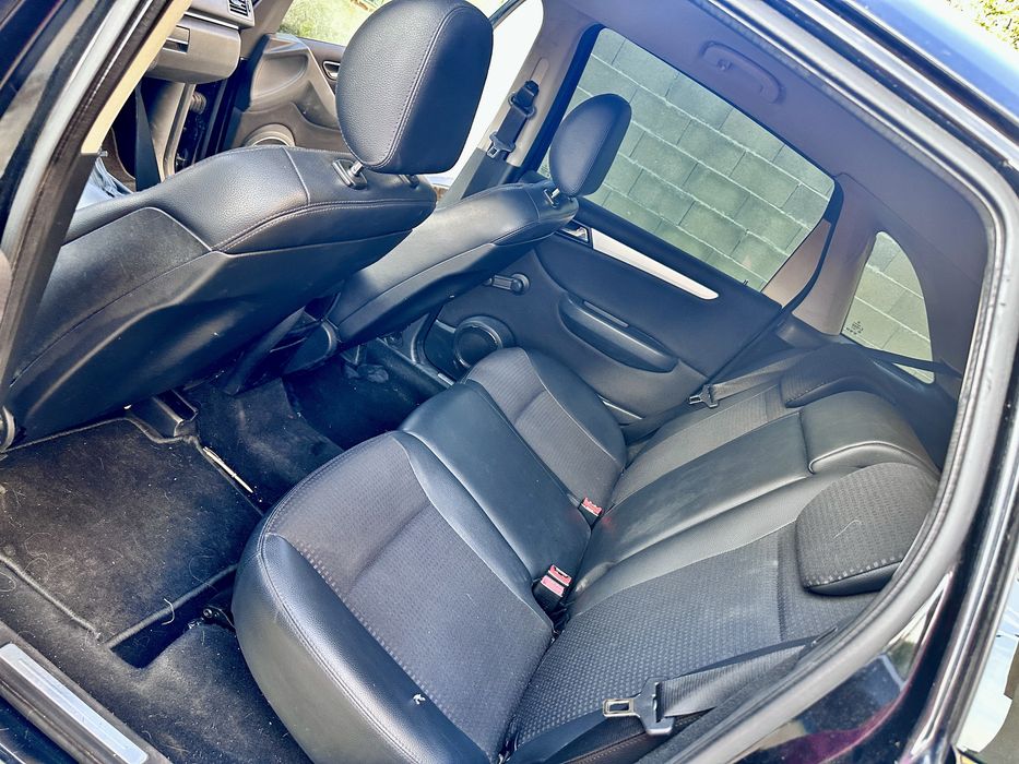 Спешно мерцедес B 180 2009