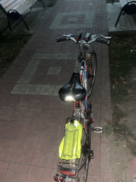 Vand bicicleta atala cu schimbaror