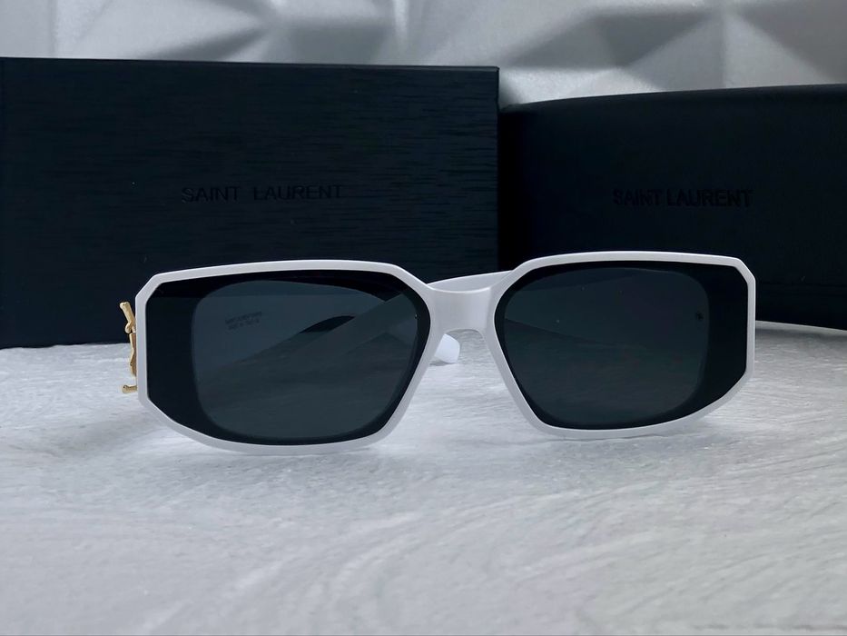 Дамски слънчеви очила правоъгълни 2 цвята черни бели