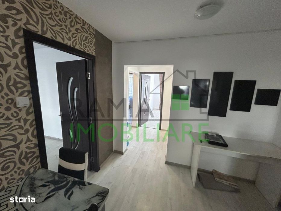 Apartament 3 camere de inchiriat , Decomandat, Craiter