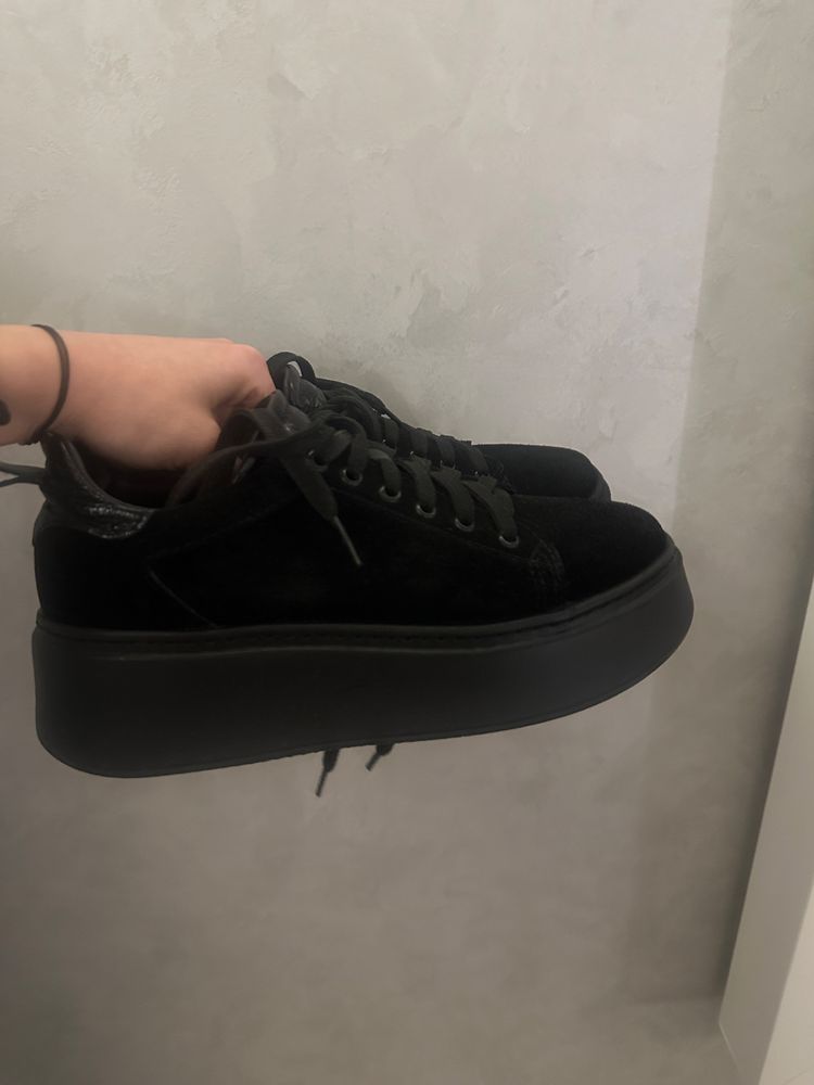 Karl Lagerfeld кецове 37