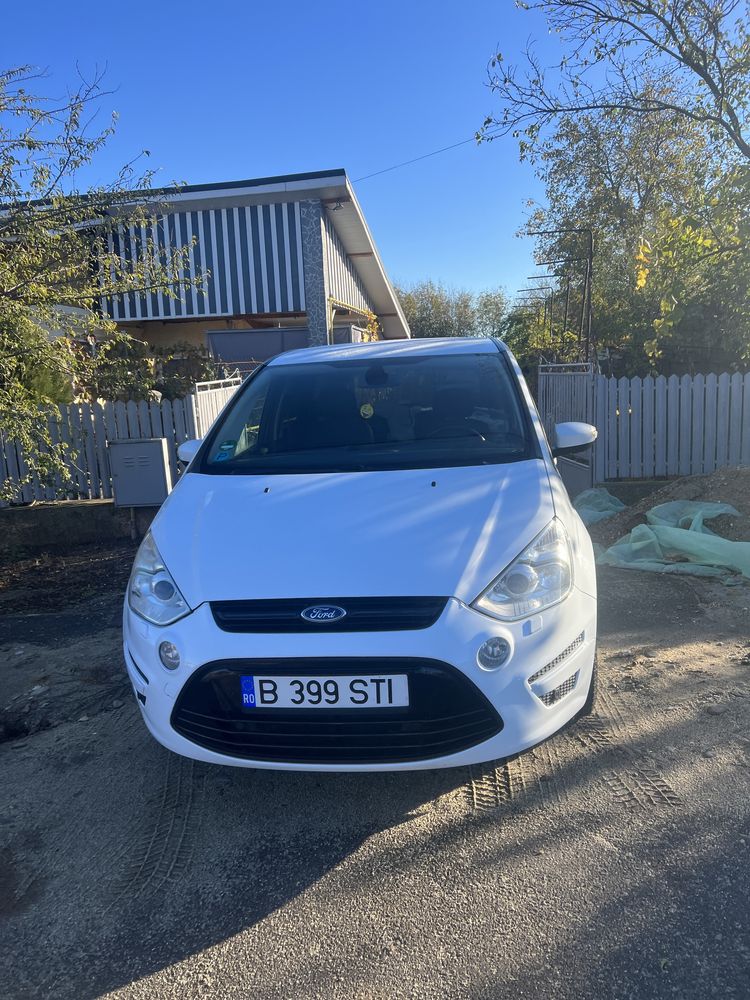 Vand Ford S Max 2013 Automat/ schimb cu 4x4