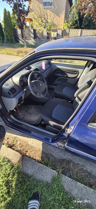 Renault clio symbol II 2008