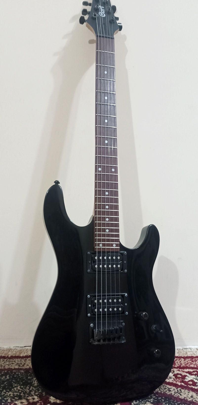 Cort-KX100 электрогитара