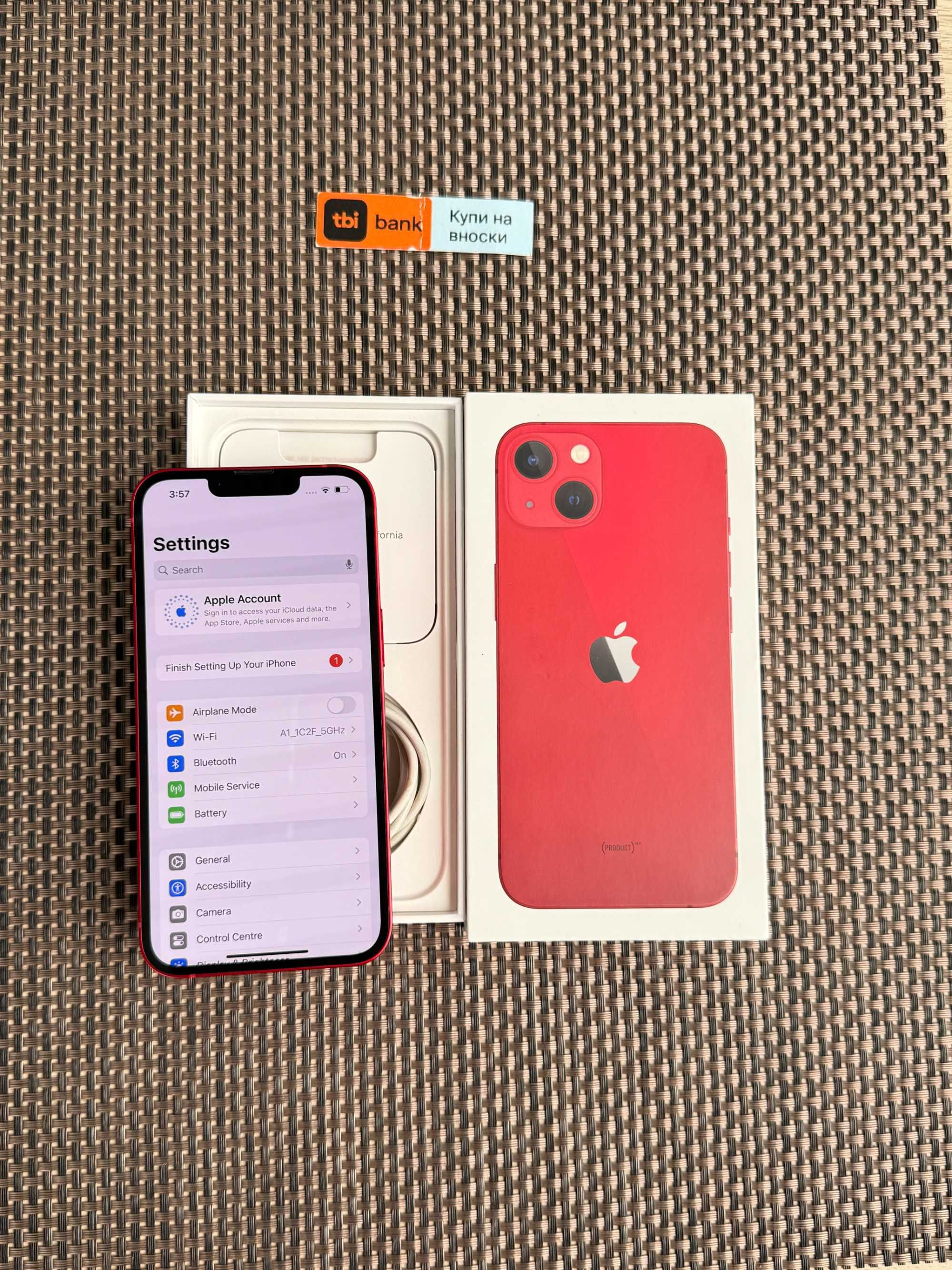 КАТО НОВ! 256гб! iphone 13 * Лизинг от 23лв/м изплащане / red червен