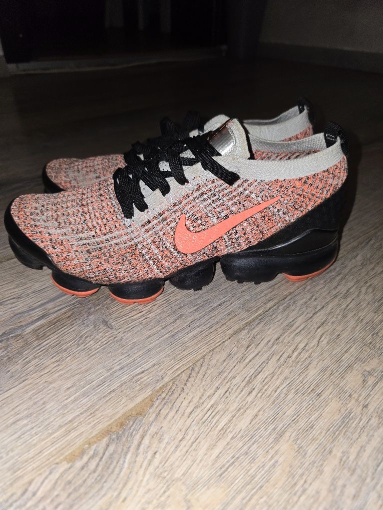 Nike vapormax. 42 номер