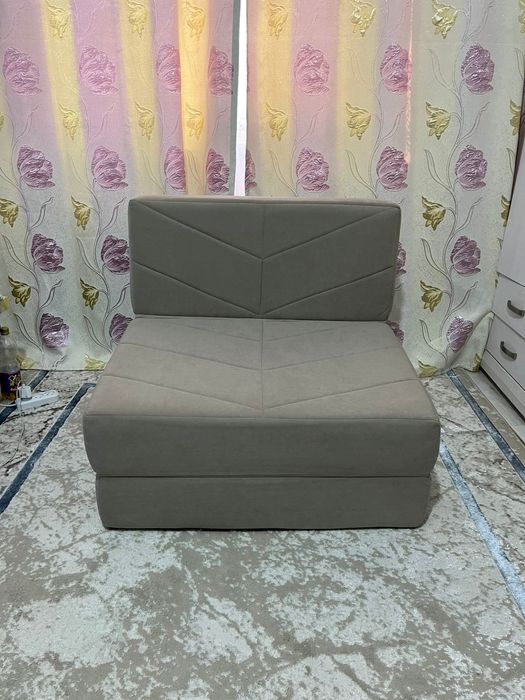 Кресло кровать можно для офиса отлично подойдёт для отдыха