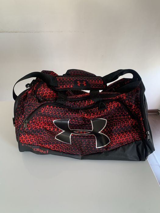 Under armour сак нов