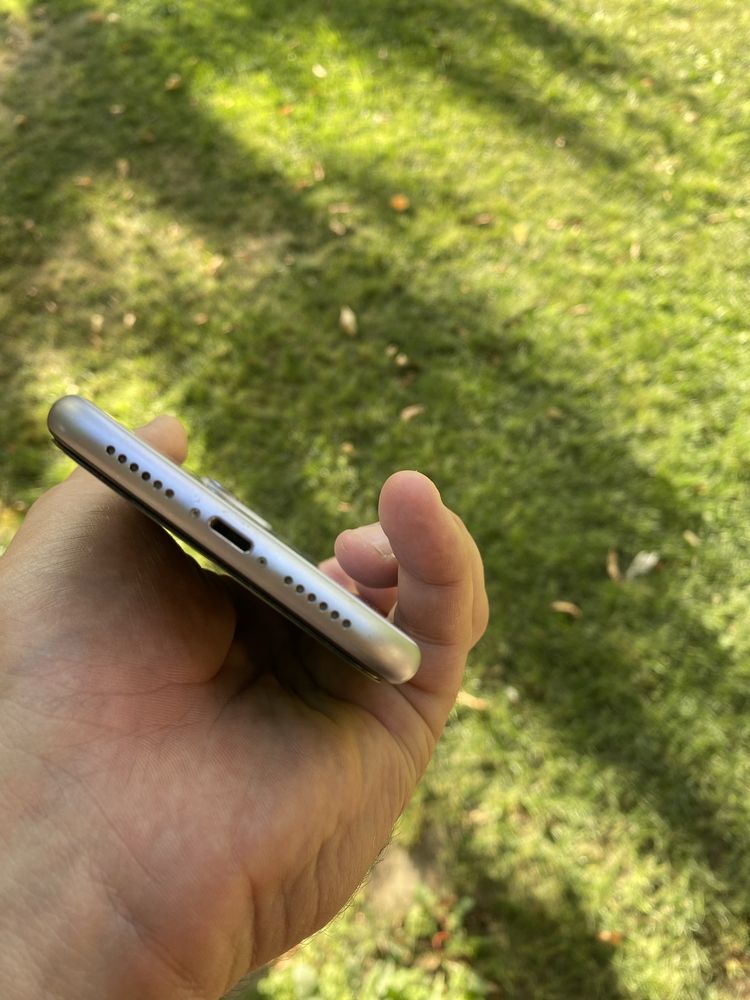 iPhone 11 82% 64Gb