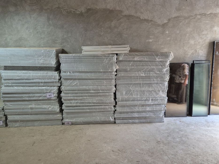 Стеллажи металличкские для склада