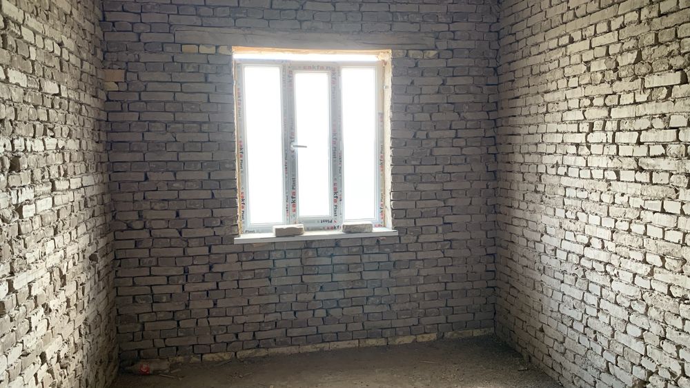 Уй сотлади Рейцентор  угловой Жой сотилади нархи келишлади ган жойи бо