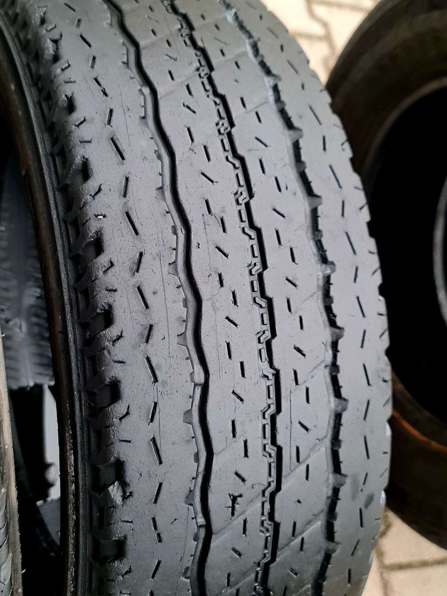 215 70 15c Bridgestone