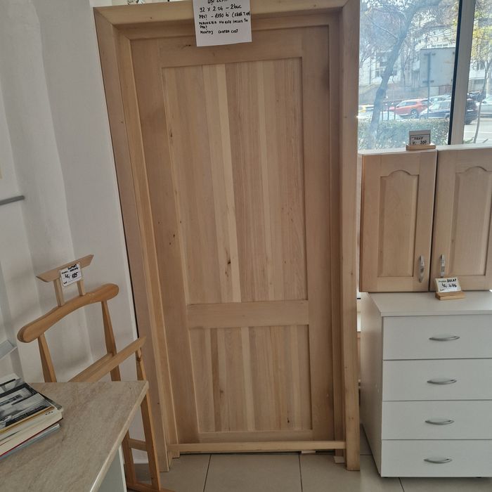 Ușa lemn masiv tei