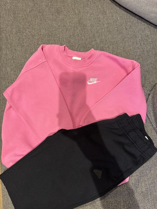 Детски спортен комплект Nike за момичета