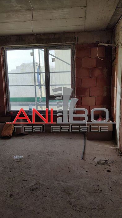 Продава се Тристаен апартамент в Варна, Левски - 96 кв.м за 2466 €/кв.м - Снимка #2