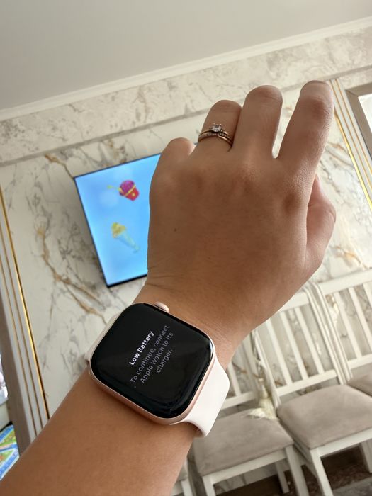 Продается эйпл вотч 10