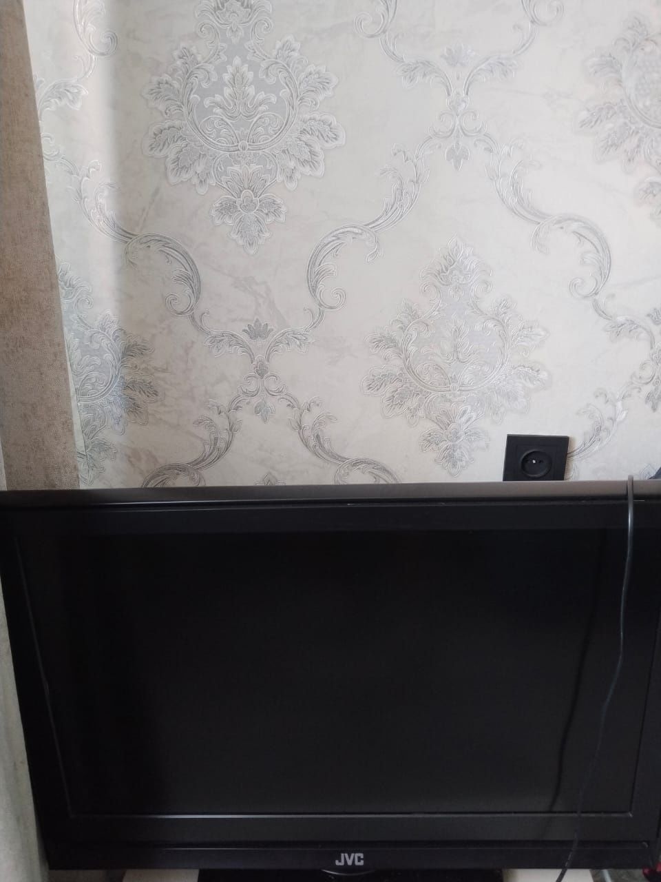 Продаётся телевизор срочно