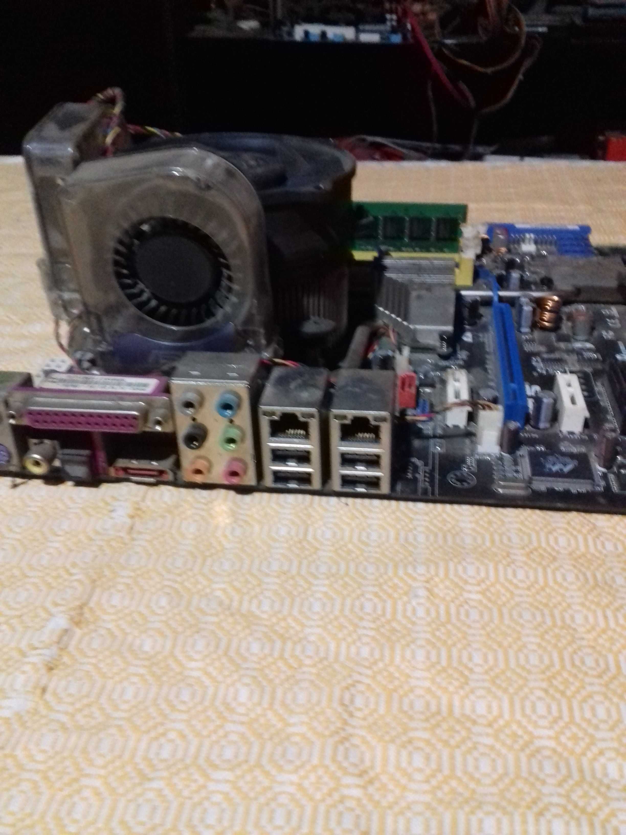 placa de baza+procesor+ram 100 roni