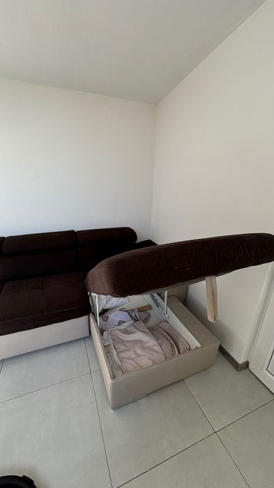 Vand canapea extensibila