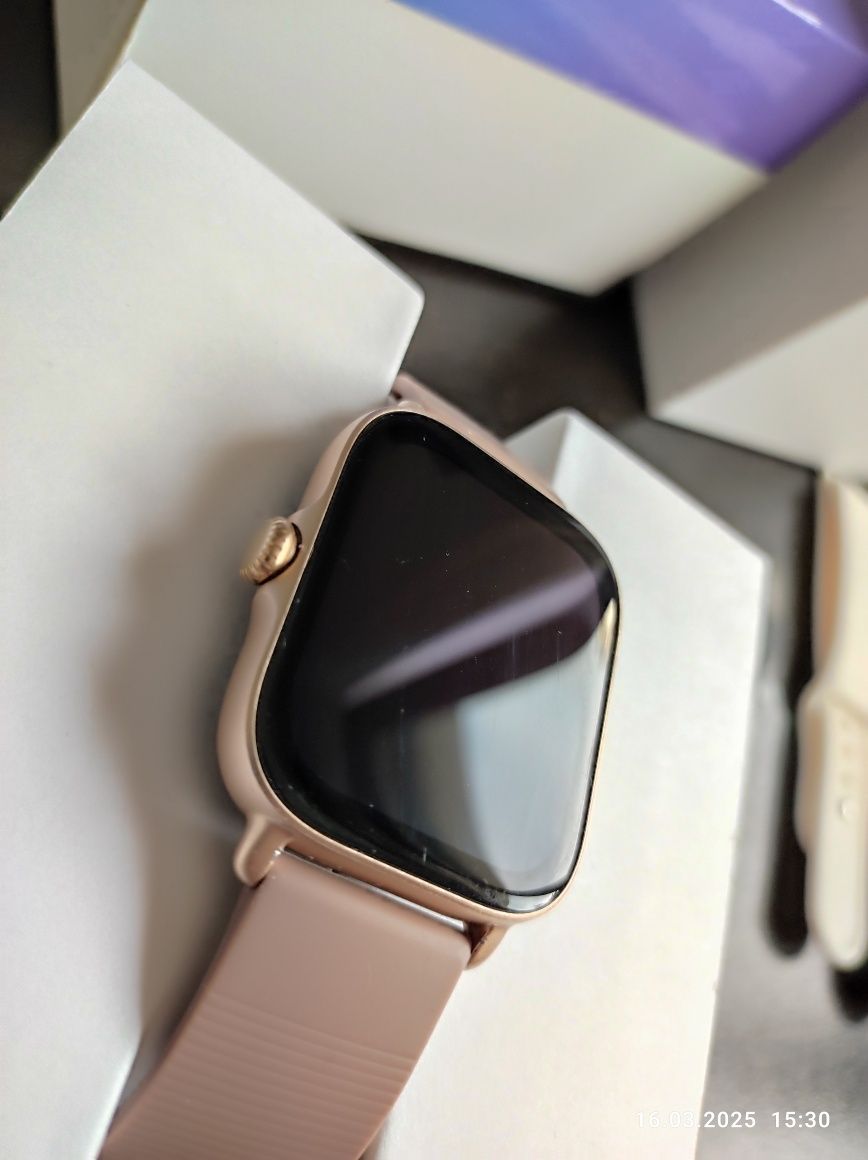 Часовник Amazfit GTS 3