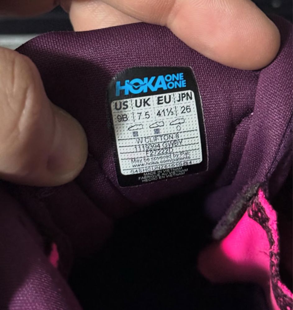 Hoka Clifton 8