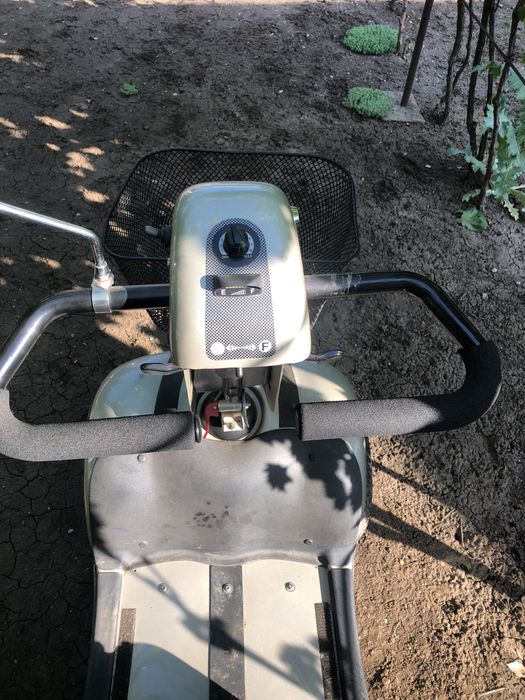 Scutere electrice 4 roti