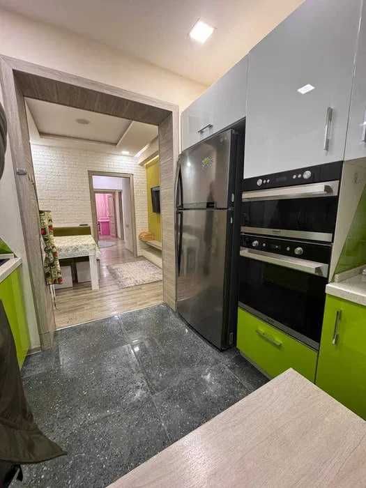 Дархан продается квартира  4/5/9  94м2 Мирзо Улугбек