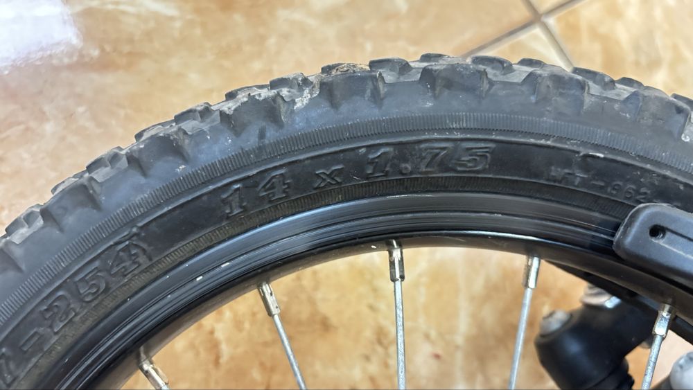 Bicicleta copii b-twin 14”