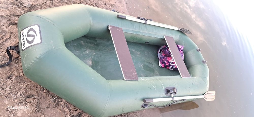 Продам лотку ПВХ Фрегат